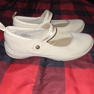 Jsport Cream Merry Mary Jane Arch Support Shoes Size 10.5 W Size 8.5 M